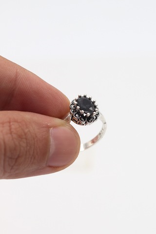 Oniks Taşlı 925 Ayar Gümüş Markazit Kadın Yüzük 201024753 Gümüş