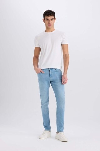 DeFacto Carlo Skinny Fit Ekstra Dar Kalıp Normal Bel Ekstra Dar Paça Jean Pantolon D0025AX25SPNM39