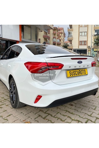 Ford Focus 4 2018 Ve Sonrası Sedan Uyumlu Bagaj Üstü Spoiler Bagaj Çıtası Piano Black Parlak Siyah 00 Şüscaroto Aksesuar