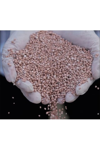 Kompoze Gübre 15 15 15 - 5 KG Azot. Fosfor. Kükürt Içerir.