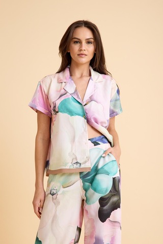 Paradise Çiçek Desenli Önden Düğmeli, Kısa Kollu Viskon İpeksi Pijama Takım Desenli