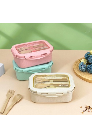 Çatal Bıçak Takımı İle Kare Öğle Yemeği Kutusu