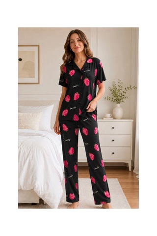 Angbutik Siyah Çilek Desenli Kısa Kollu Gömlek Yaka Milan Kumaş Kadın Pijama Takımı Tm1492