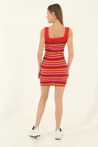 Kadın Kare Yaka Midi Boy Likralı Polelit Elbise - Kırmızı Kırmızı