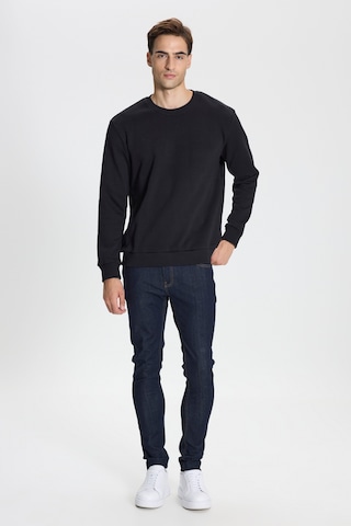 George Henry Standart Fit Normal Kesim Pamuklu Bisiklet Yaka Sweatshirt Siyah