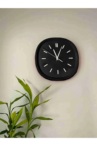 Dekoratif Tasarımlı Renkli Kare Duvar Saati Siyah 26 Cm Siyah - Beyaz