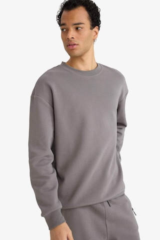 DeFacto Boxy Fit Bisiklet Yaka Basic Düz Pike Sweatshirt E1519AX25SPGR206