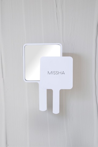 Missha Mirror Square Şık Tasarımlı El Makyaj Aynası Beyaz
