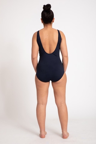 Pemilo 675 32722 - 1 Büyük Beden Düz Askılı Kadın Mayo Lacivert