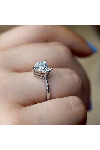0.33 Ct. Kalp Model Pırlanta Fantezi Yüzük