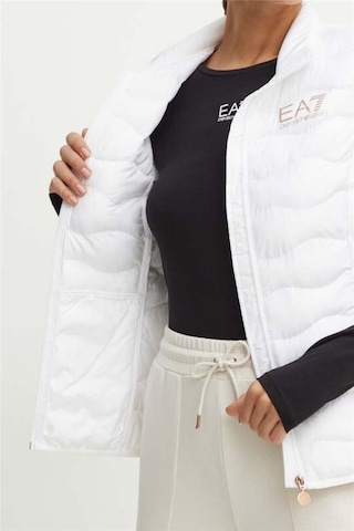 Armani Exchange Emporıo Armanı Kadın Yelek 8ntq08-tnf8z-0104 8ntq08-tnf8z-0104 Beyaz Beyaz