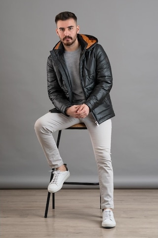 Kapşonlu Regular Fit Erkek Şişme Mont