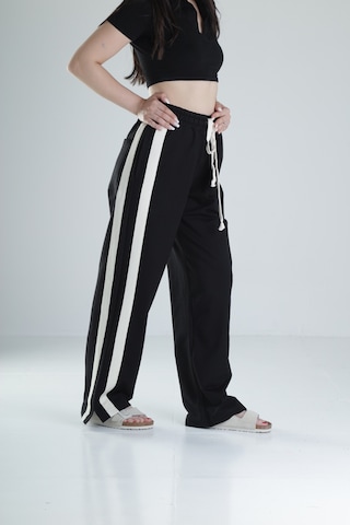 Cocopelli Yan Şerit Detaylı Siyah Oversize Eşofman Coc1325