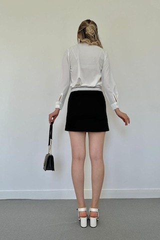 Dogutrend Siyah Kemeri Bilyeli Mini Etek
