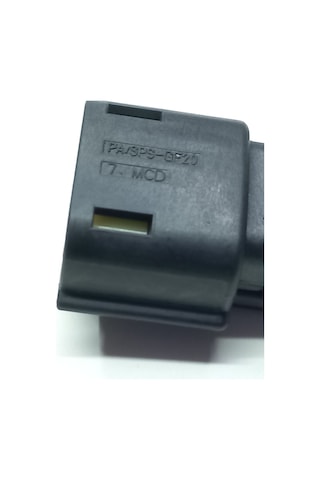 Opel Astra K Kasa Arka Stop Far Soketi 4k070a