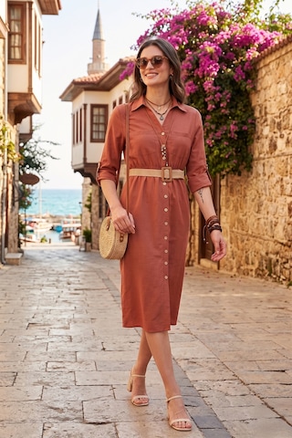 Lela Pamuklu Regular Fit Kemerli Midi Boy Gömlek Bayan Elbise 67810301 Camel