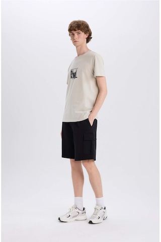 DeFacto Regular Fit Beli Bağcıklı Kargo Cepli Şort D9494AX25SMBK81