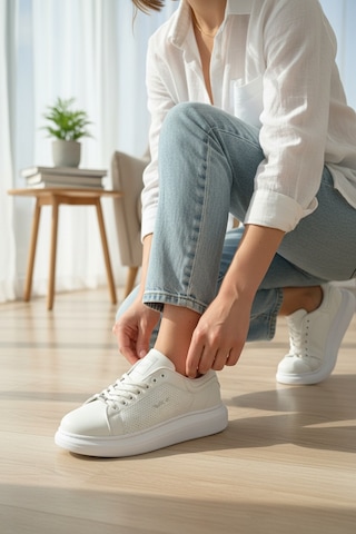 Enoch Kadın Platform Tabanlı Sneaker Nefes Alan Delikli Günlük Ayakkabı Beyaz