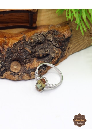 Yuvarlak Zirkon Süslemeli Mekik Model Zultanit Taşlı Gümüş Kadın Yüzük 201025598
