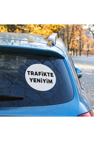 Trafikte Yeniyim Sticker Etiket - 15cm - Beyaz Renk - Araç Camı İçerisinden Yapıştırılır Beyaz