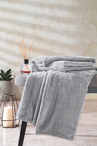 Yataş Bedding Olenna Wellsoft TV Battaniyesi 140 x 190 CM Açık Gri