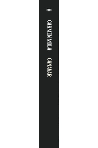 Canavar / Carmen Mola
