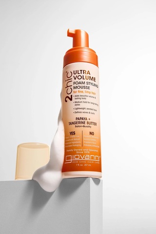 Giovanni 2chic Ultra Volume Hacimlendirici Ve Şekillendirici Saç Köpüğü 207ml