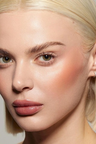 Kylie Hybrid Allık Yumuşak Mat Bitişli 216 Sienna 2.5gr 216 Sienna
