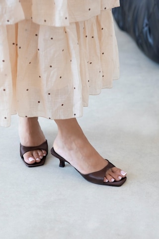 Wolk Shoes Jordy Kadın Topuklu Saten Sandalet Kahverengi