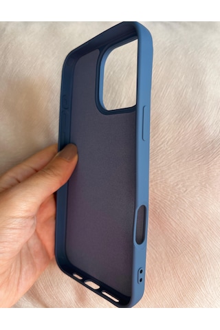 Apple Uyumlu iPhone 16 Pro Logolu İçi Kadife Silikon Lansman Kılıf