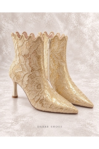 Dabab Shoes Mona Kadın Gold Dantel İşlemeli Sivri Burun Sıcak Astarlı Fermuarlı 7 Cm İnce Topuklu Bot Bootie Altın