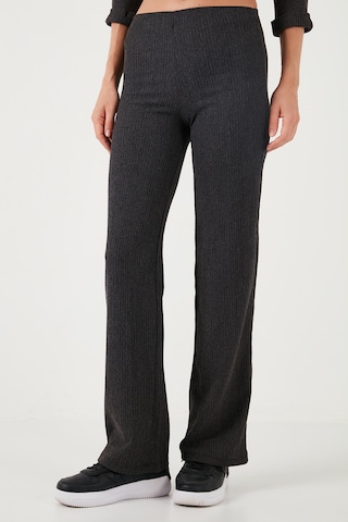 Lela Slim Fit Yüksek Bel Geniş Paça Dokulu Bayan Pantolon 5865944 Antrasit
