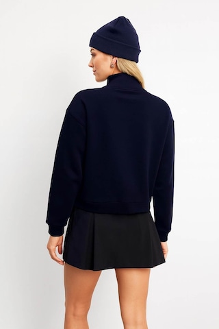 Fashion Friends Fermuarlı Kamyoner Yaka Lacivert Kadın Sweatshirt 25k0166k1 Lacivert