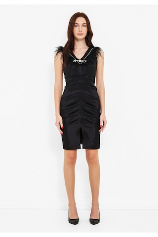 Favori Kadın Önden Büzgülü Yırtmaçlı Elbise 001