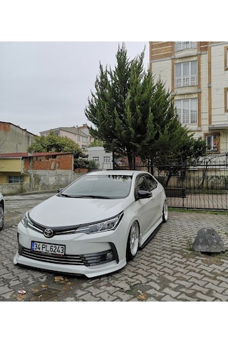Toyota Corolla Uyumlu (2016-2018) Ön Tampon Eki