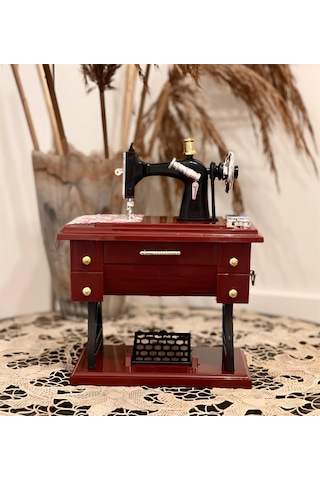 Dikiş Makinesi Tasarımlı Müzik Kutusu