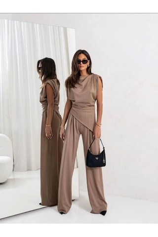 Defymoda Kadın Dalgıç Kumaş Sıfır Kol Bluz Ve Bol Kesim Pantolon Ikili Takım Kahverengi