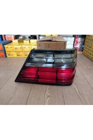 Mercedes W124 Stop Camı Ulo