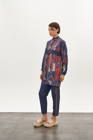 Etnik Desen Tesettür Mayo Mavi Kısa Y Siyah