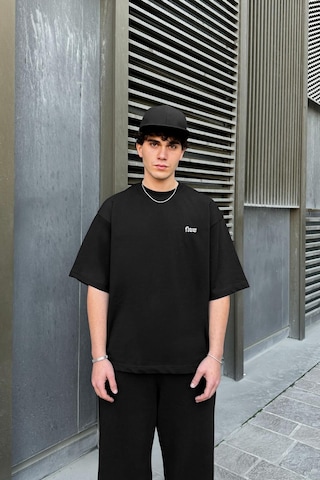 Flaw Nakışlı Oversize Tişört Siyah Siyah