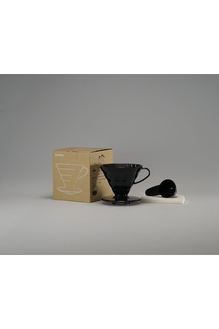 Hario V60 02 Plastik Dripper ve 40’lı Filtre Kağıdı Seti Siyah