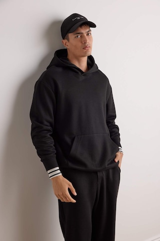 Defacto Boxy Fit Kapüşonlu Jakarlı Sweatshirt E9308ax25aubk81 Siyah