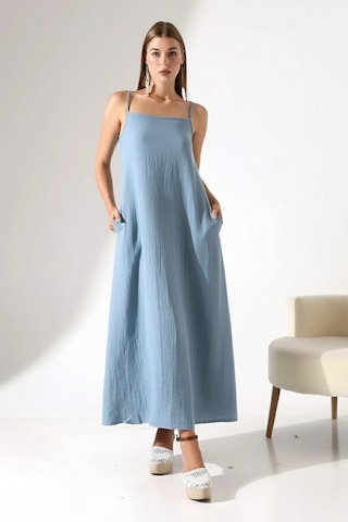 Defymoda Kadın Her Ortama Uyum Sağlayan Müslin Elbise Mavi
