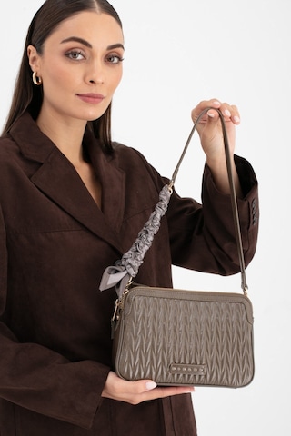 Sisley Kadın Kol Çantası Sly275 Taş