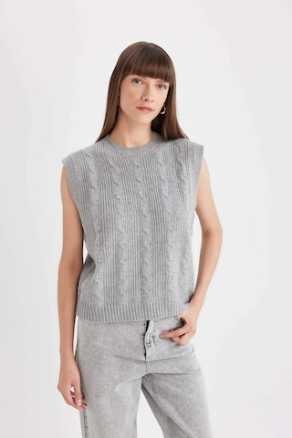 Defacto Regular Fit Bisiklet Yaka Basic Düz Saç Örgü Desenli Triko Süveter C9041ax24wngr66 Gri