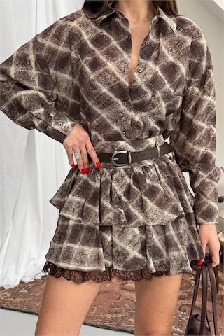 Neşeli Butik Kadın Kahverengi Gömlek Yaka Kat Kat Ekose Desen Mini Elbise Nbnp025 Kahverengi