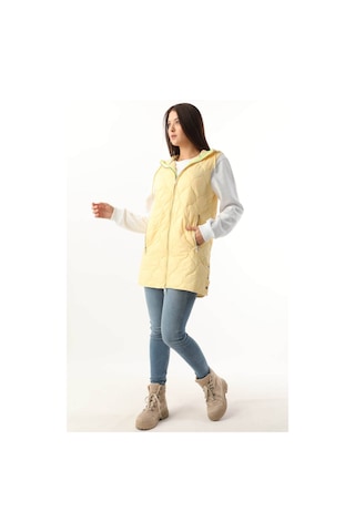 Markapia Woman Kadın Çıtçıt Yırtmaç Detaylı Kapitone Yelek Sarı