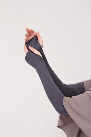Manolyaşal İslamic Hijab Parmak Geçmeli 45cm Likralı Penye Kolluk 1 Çift Füme