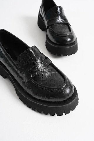 Trendella Kadın Günlük Siyah Kroko Loafer Ayakkabı Tr10ms02g