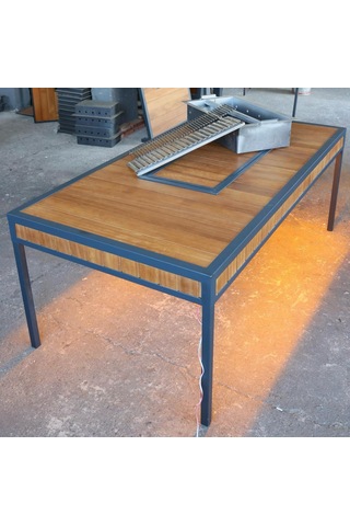 Buz Hazneli İroko Ahşap Mangallı Masa Ahşap